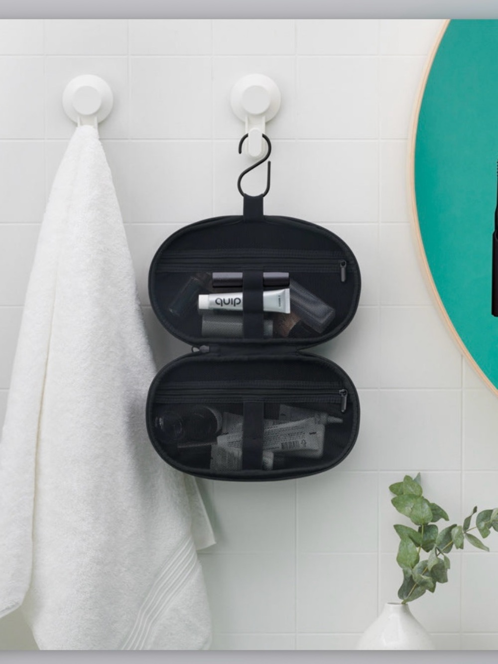 Quip Black Travel Hanging Toiletry Bag - Picture 5 of 7